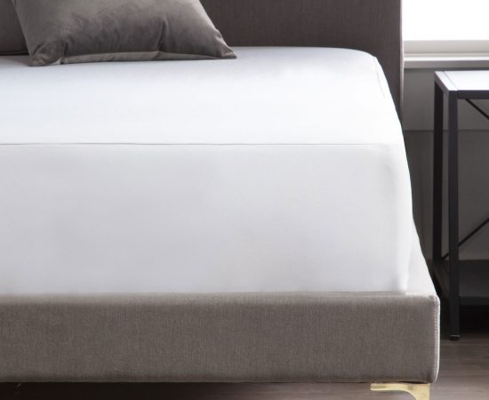 Hotel-Grade-5-Sided-Mattress-Protector-02